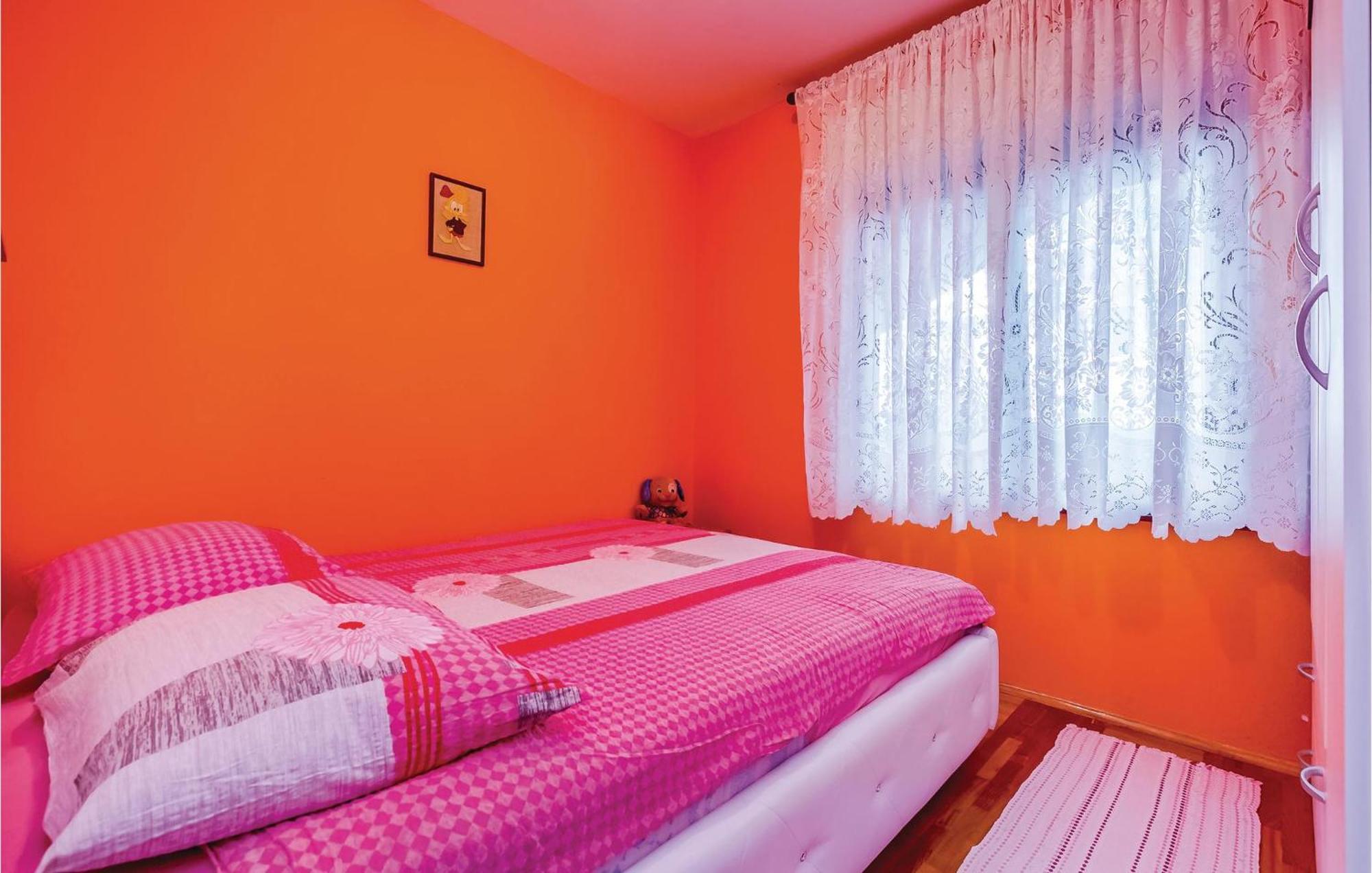 Beautiful Apartment In Novi Vinodolski Exterior foto