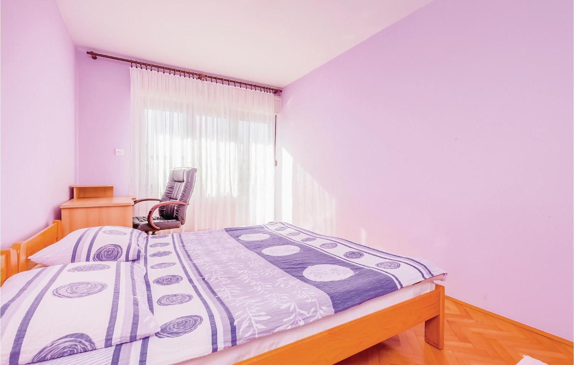 Beautiful Apartment In Novi Vinodolski Exterior foto